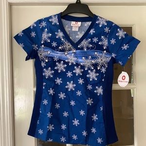 Get my drift navy uniform top